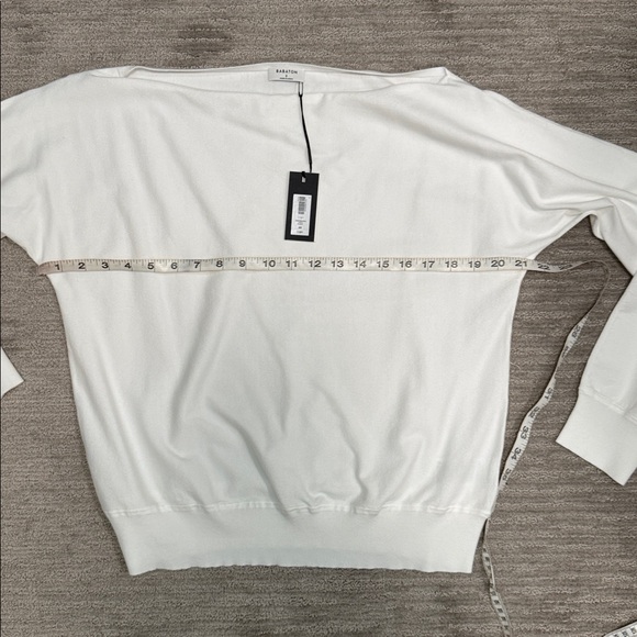 Aritzia Inspiration Sweater NWT White Size Small - Picture 9 of 12